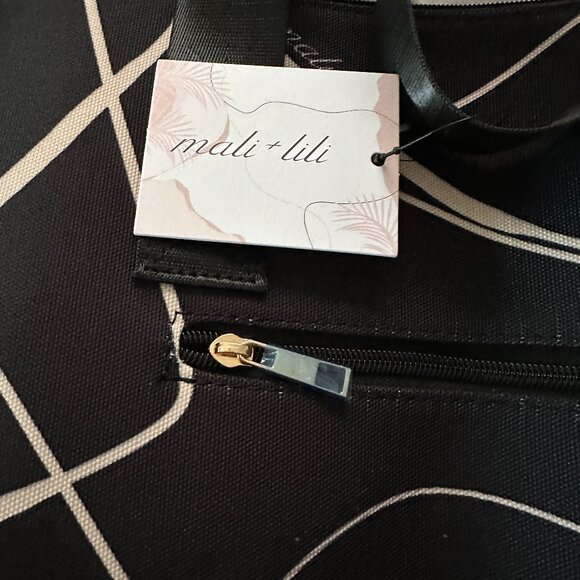 Mali & Lili Black Weekender Bag - NWT - Abstract Print - Picture 6 of 8